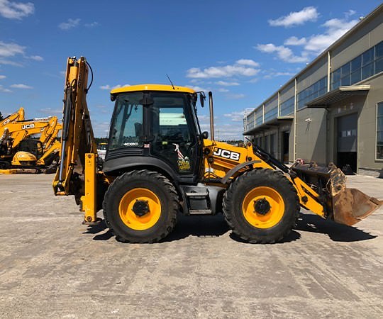 Аренда экскаватора-погрузчика в Ельце и  Липецкой области