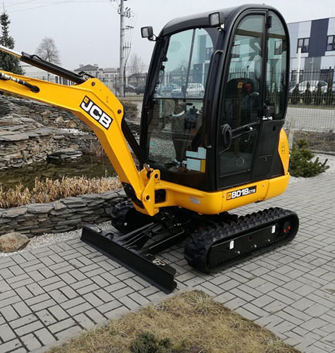 Возможности небольшого гусеничного экскаватора в Ельце